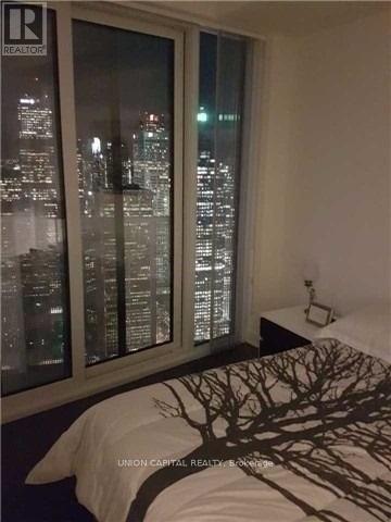 7002 - 88 Harbour Street, Toronto, ON - Indoor Photo Showing Bedroom