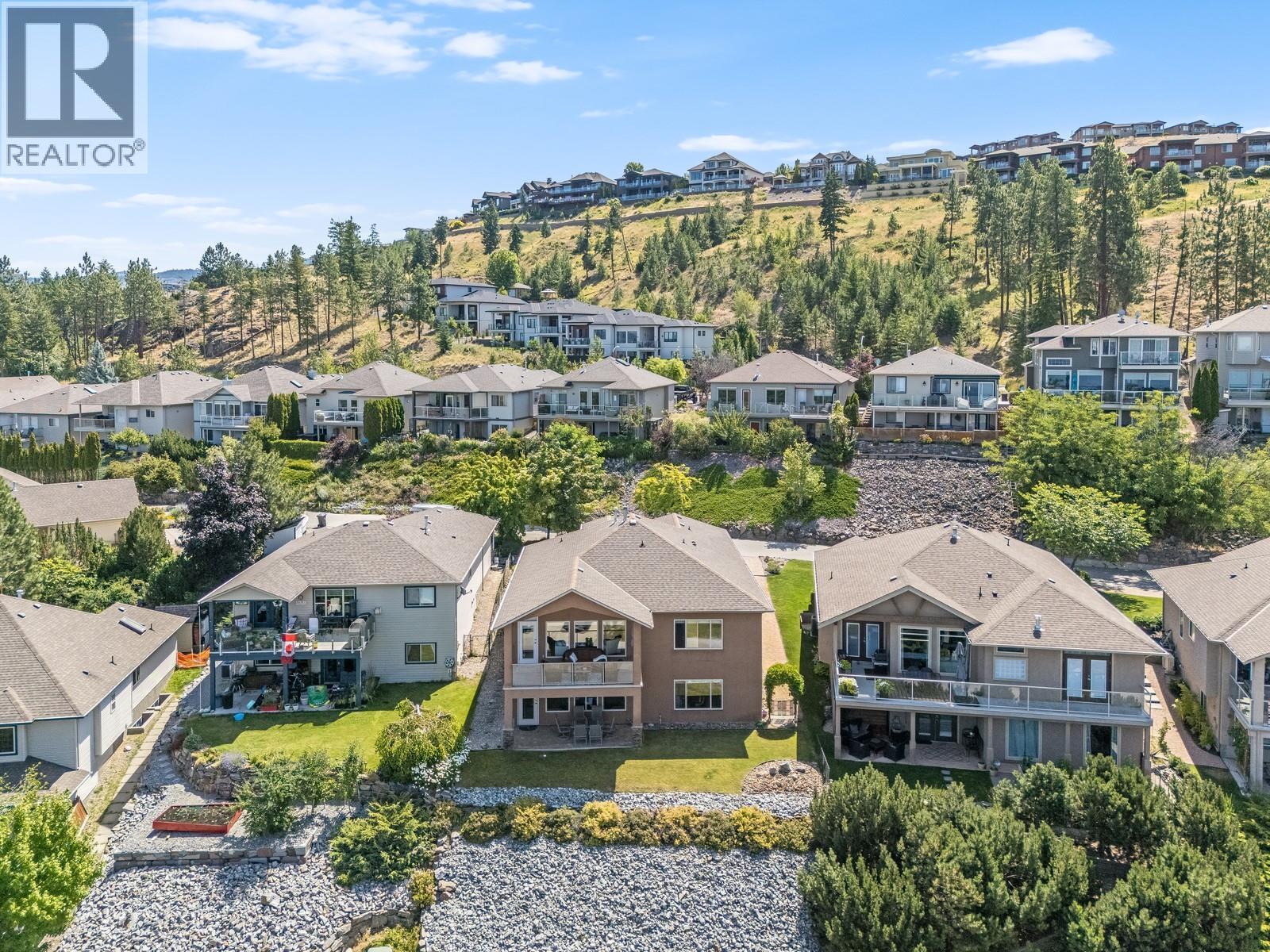 610 Arrowleaf Lane, Kelowna, BC - Outdoor With View