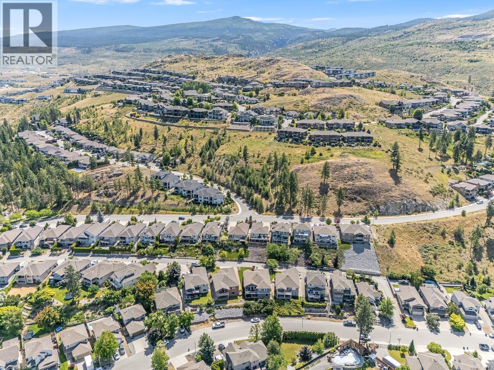 610 Arrowleaf Lane, Kelowna, BC - Outdoor With View