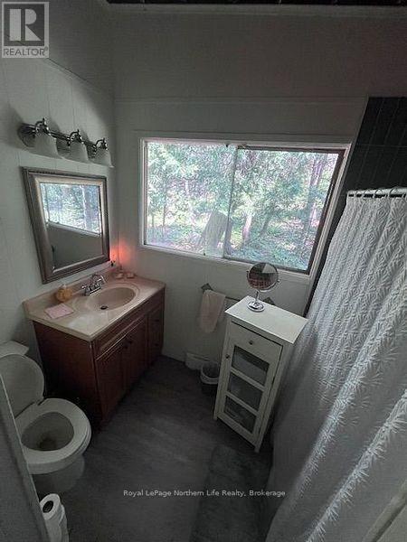 144 Lake Temagami Isl 25 Island, Temagami, ON - Indoor Photo Showing Bathroom