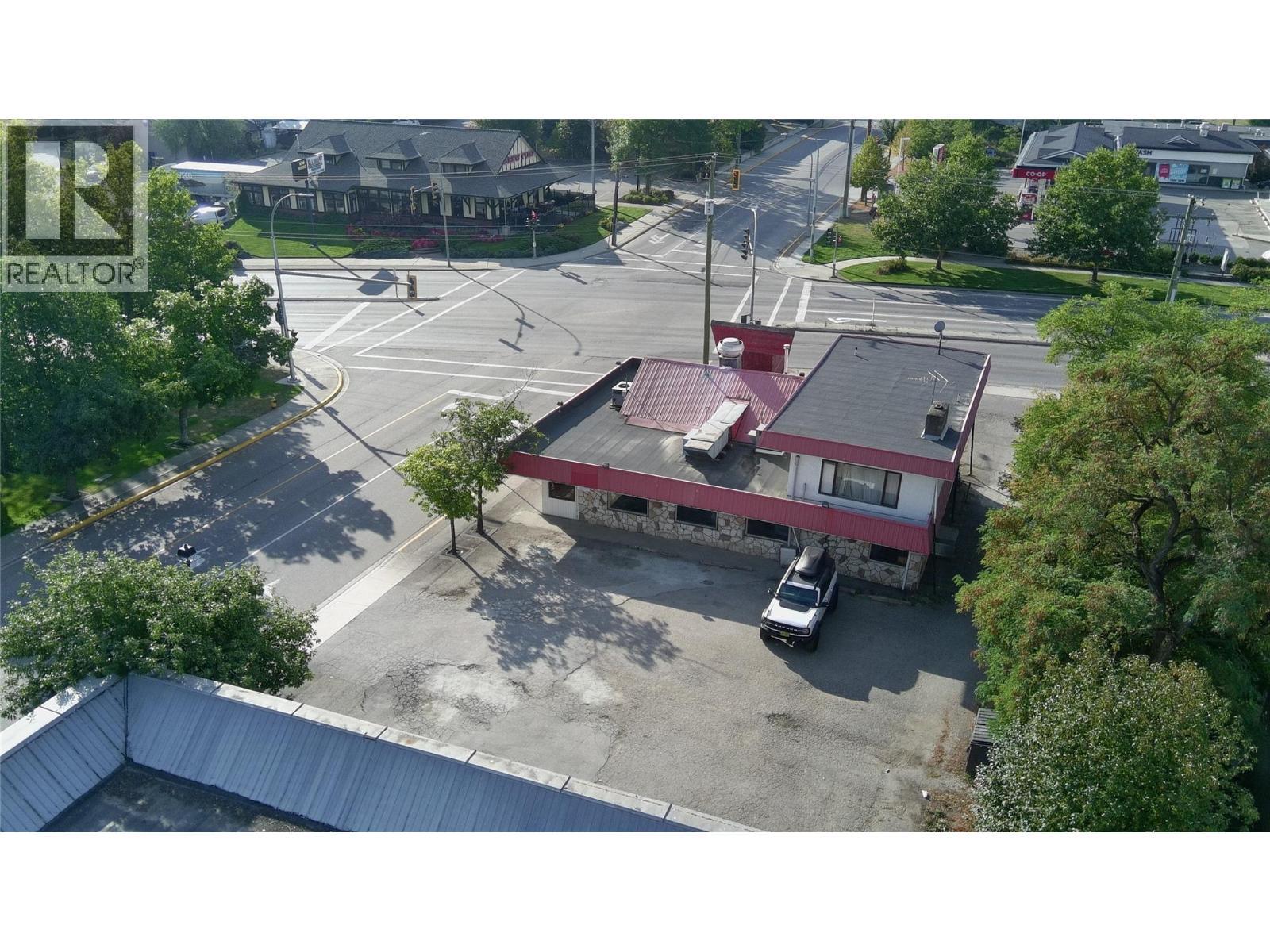 21 & 61 Shuswap Street Nw, Salmon Arm, BC