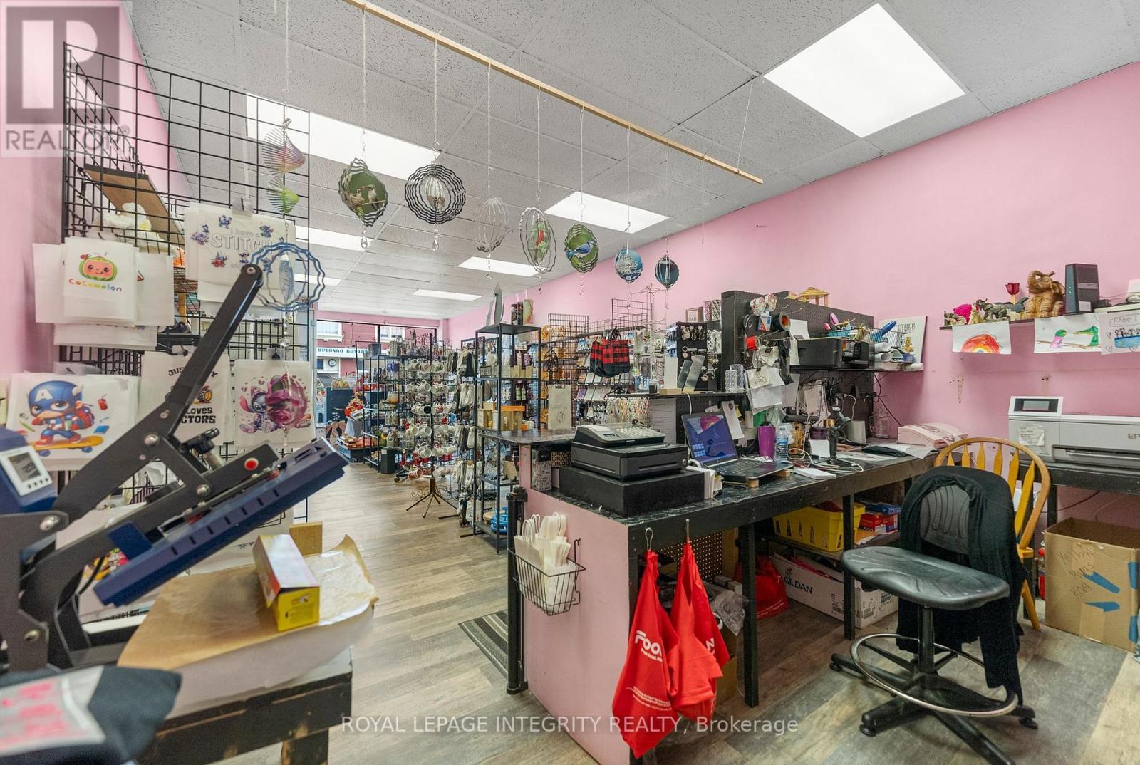 228-232 Raglan Street S, Renfrew, ON