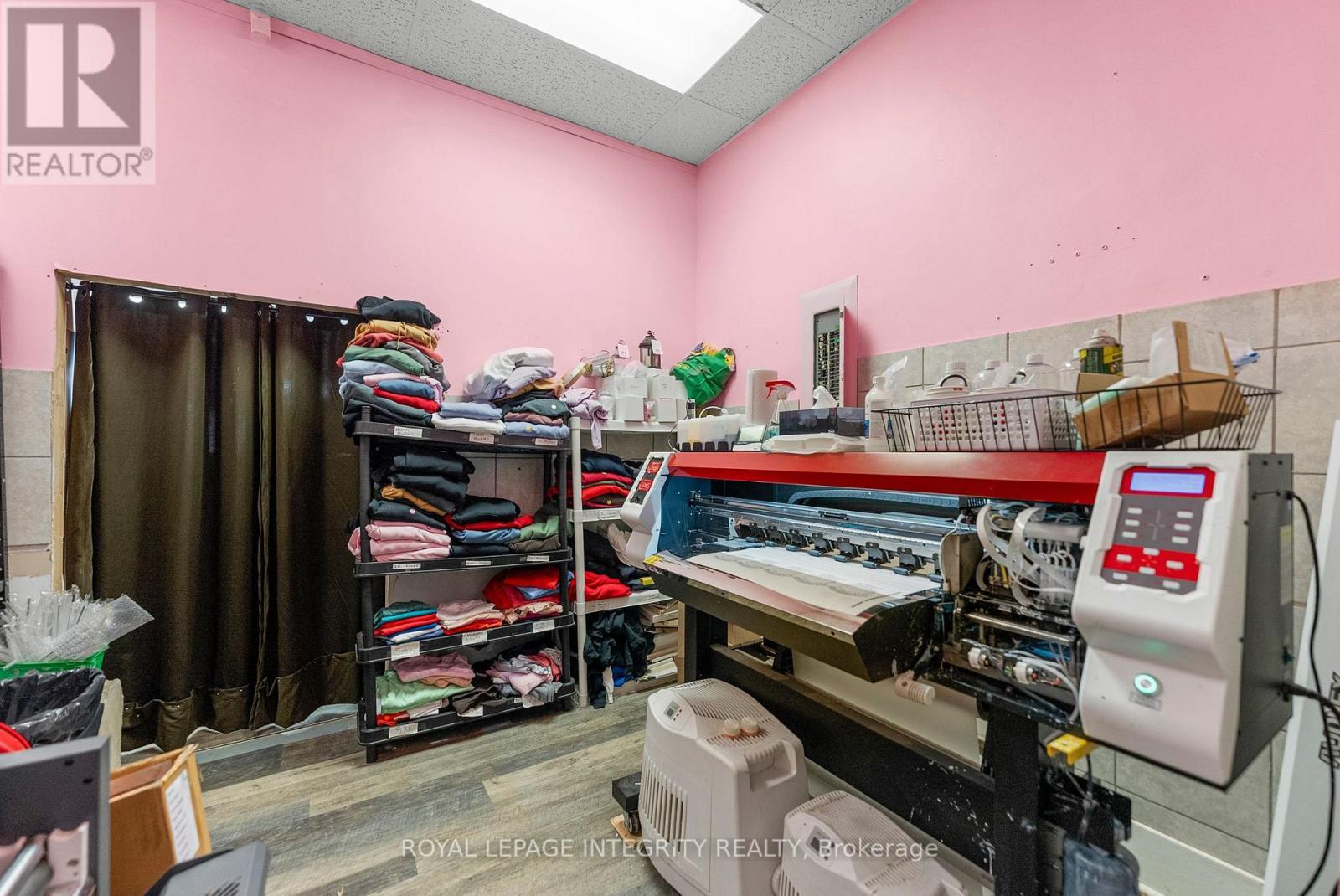 228-232 Raglan Street S, Renfrew, ON