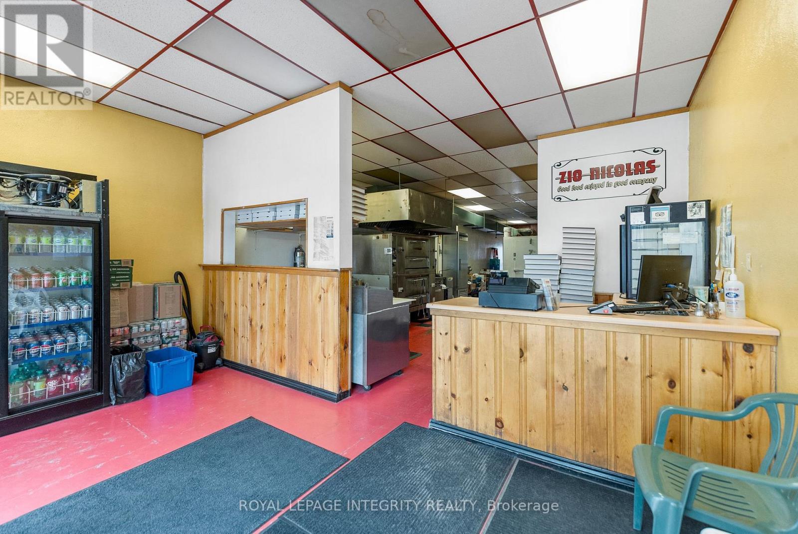 228-232 Raglan Street S, Renfrew, ON