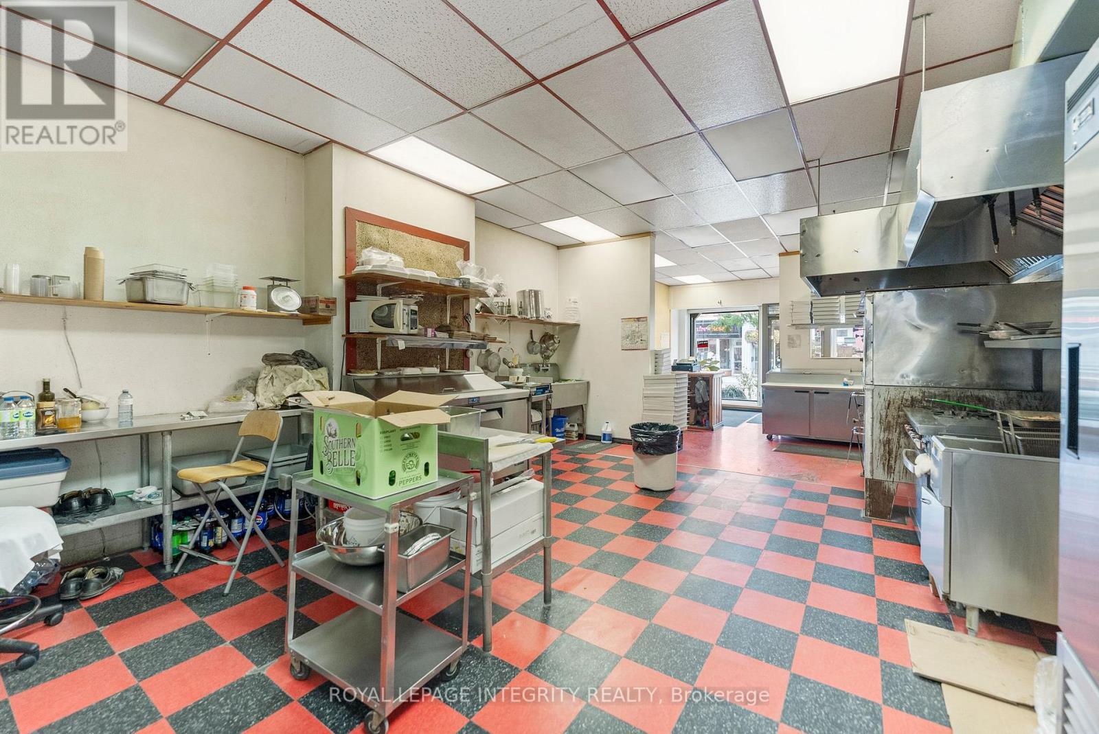 228-232 Raglan Street S, Renfrew, ON