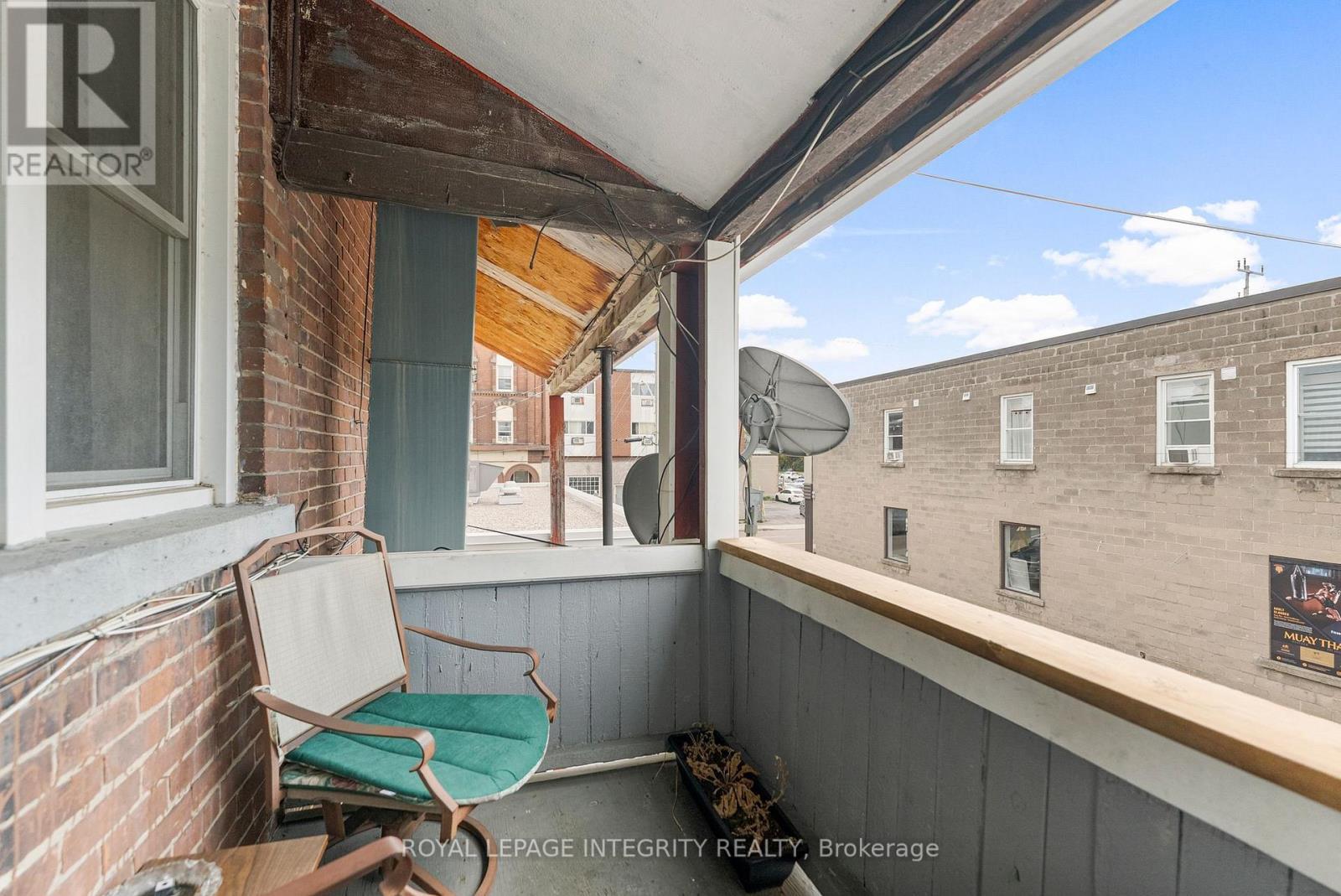 228-232 Raglan Street S, Renfrew, ON