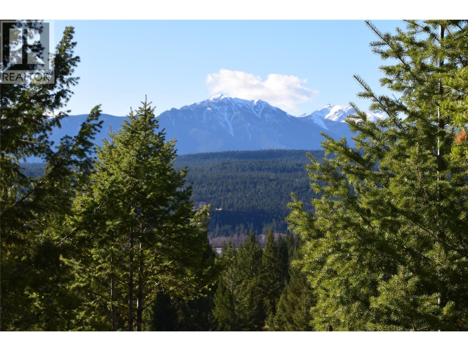 4962 Saddlewood Lane, Radium Hot Springs, BC