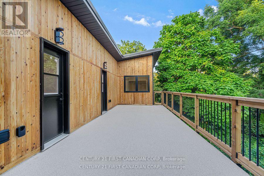 858 William Street, London East (East B), ON - Outdoor With Exterior