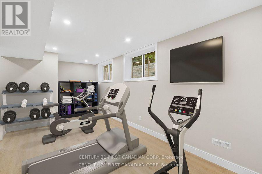 858 William Street, London East (East B), ON - Indoor Photo Showing Gym Room
