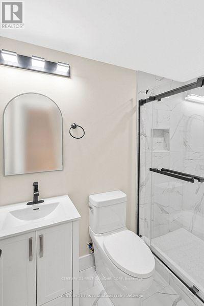 858 William Street, London East (East B), ON - Indoor Photo Showing Bathroom