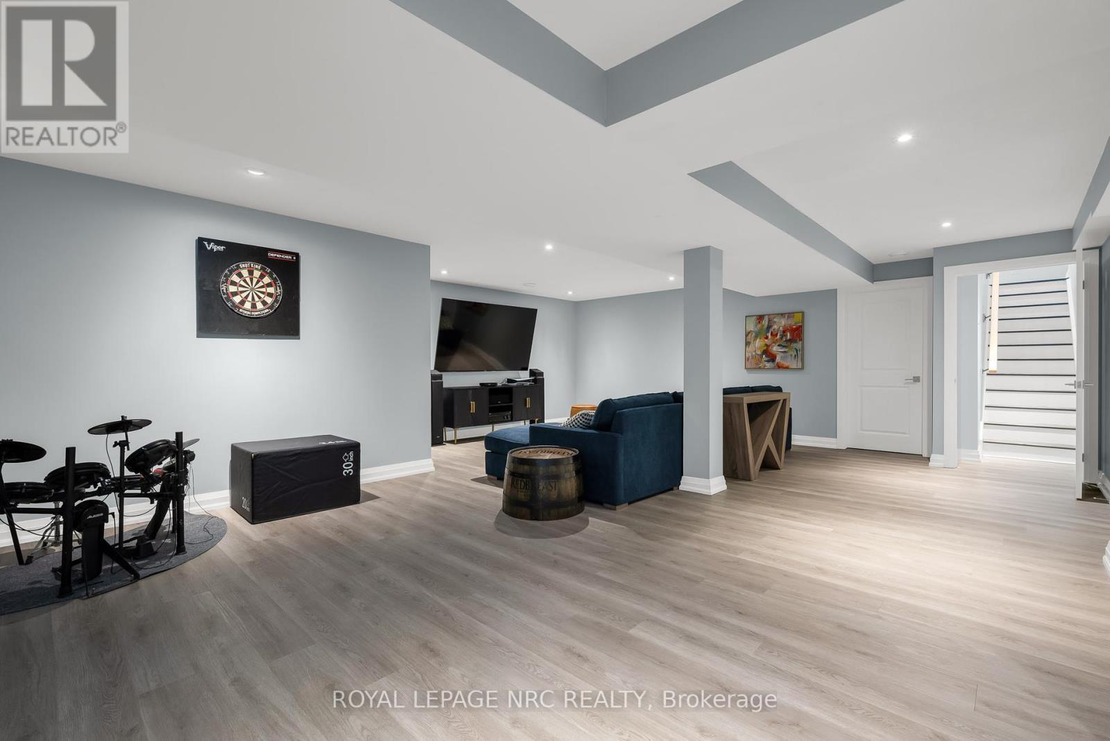 8 Hilda Street, Welland (N. Welland), ON - Indoor