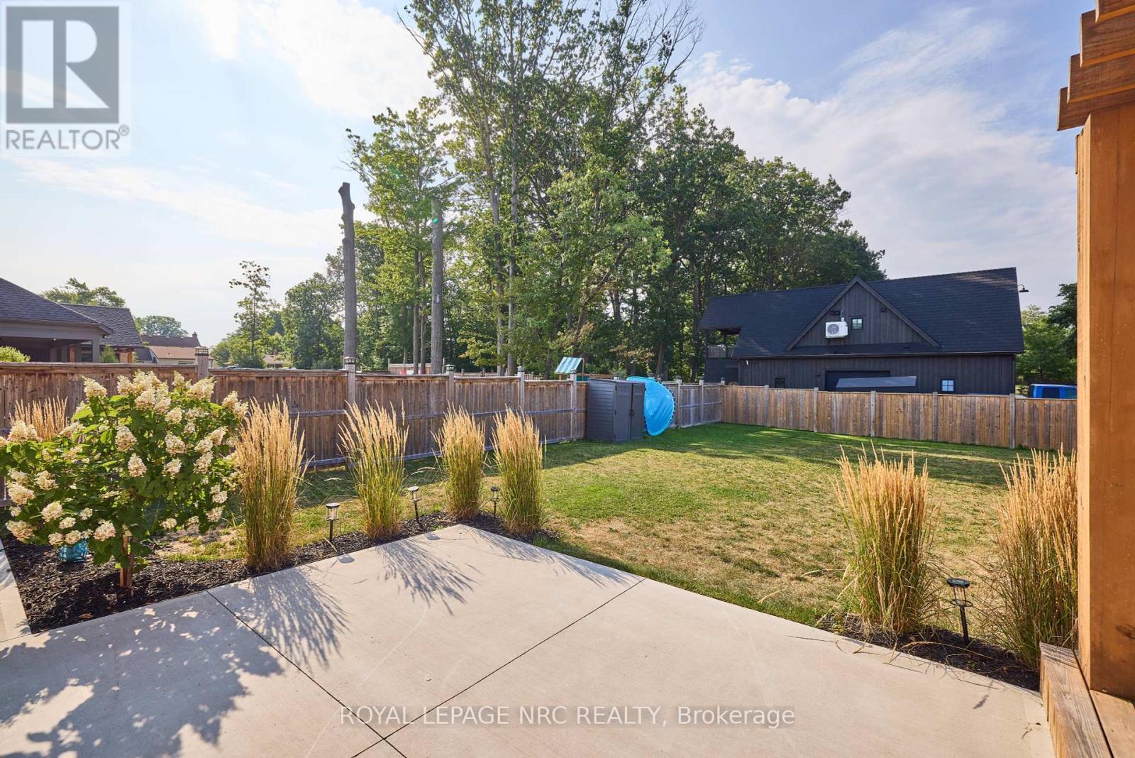 8 Hilda Street, Welland (N. Welland), ON - Outdoor