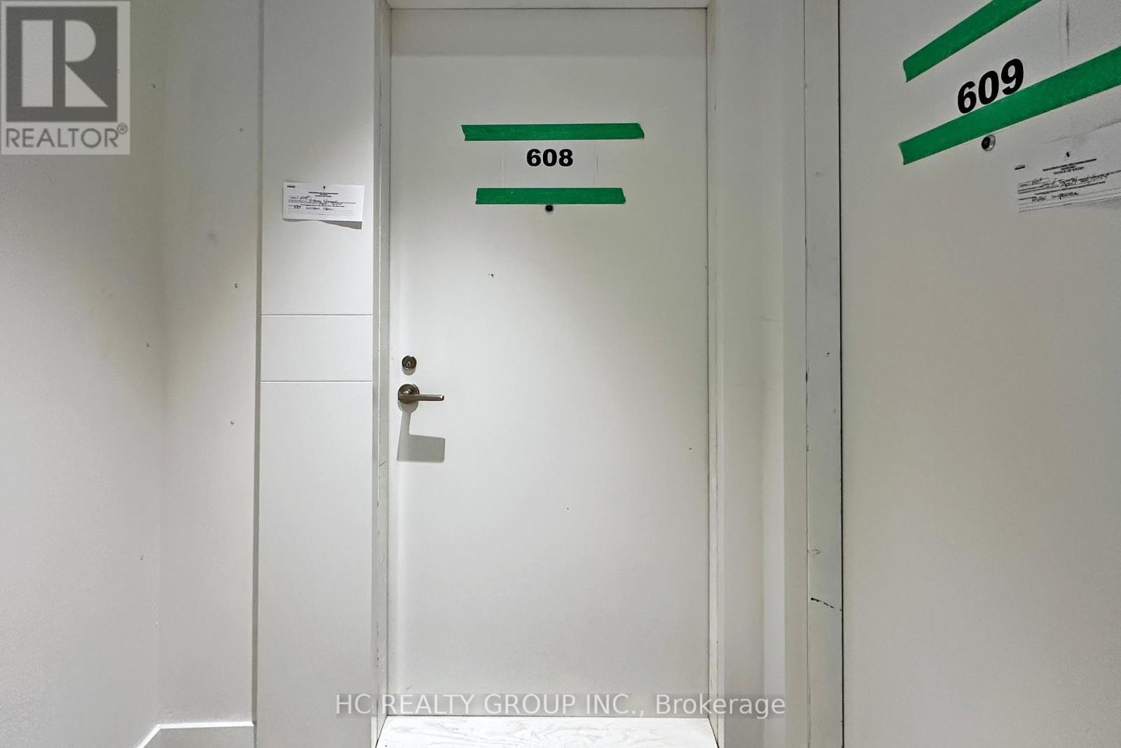 608 - 238 Simcoe Street W, Toronto, ON -