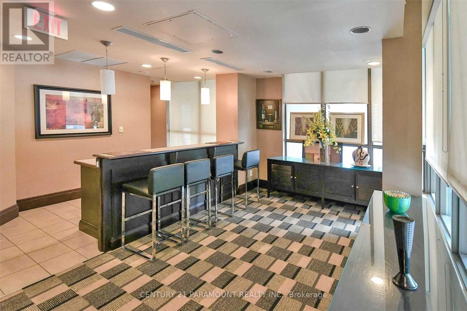 1202 - 208 Enfield Place, Mississauga, ON - Indoor