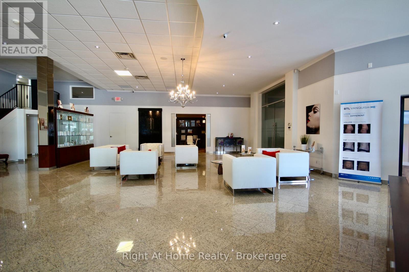 4169 King Street E, Kitchener, ON