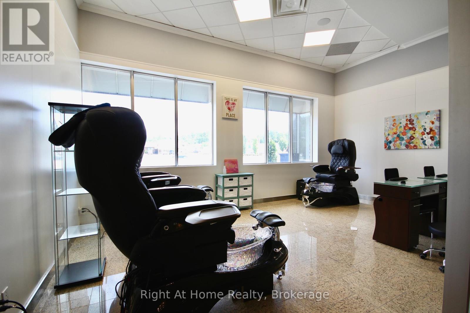 4169 King Street E, Kitchener, ON