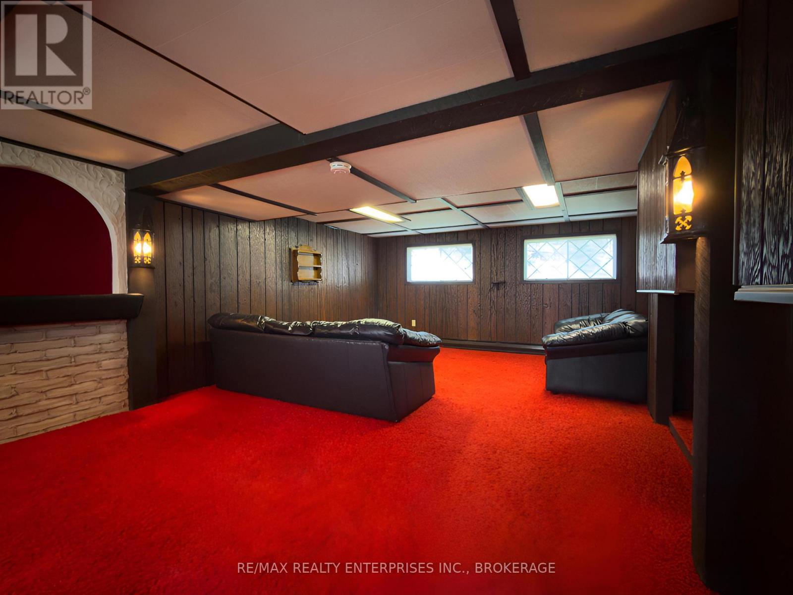 987 Steele Street, Port Colborne (Main Street), ON - Indoor