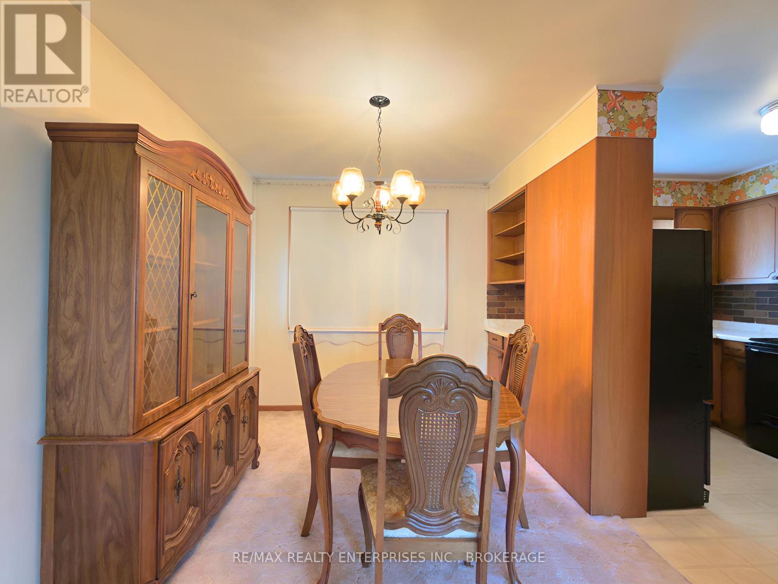 987 Steele Street, Port Colborne (Main Street), ON - Indoor Photo Showing Dining Room