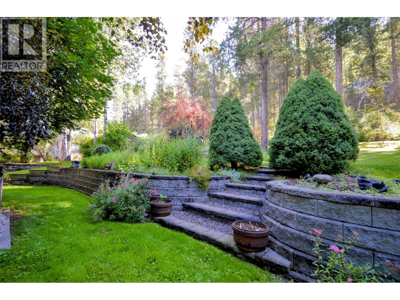 610 Strathmore Avenue, Greenwood, BC - Outdoor