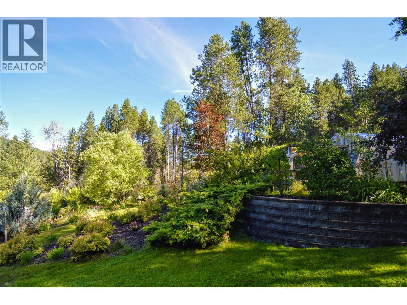 610 Strathmore Avenue, Greenwood, BC - Outdoor