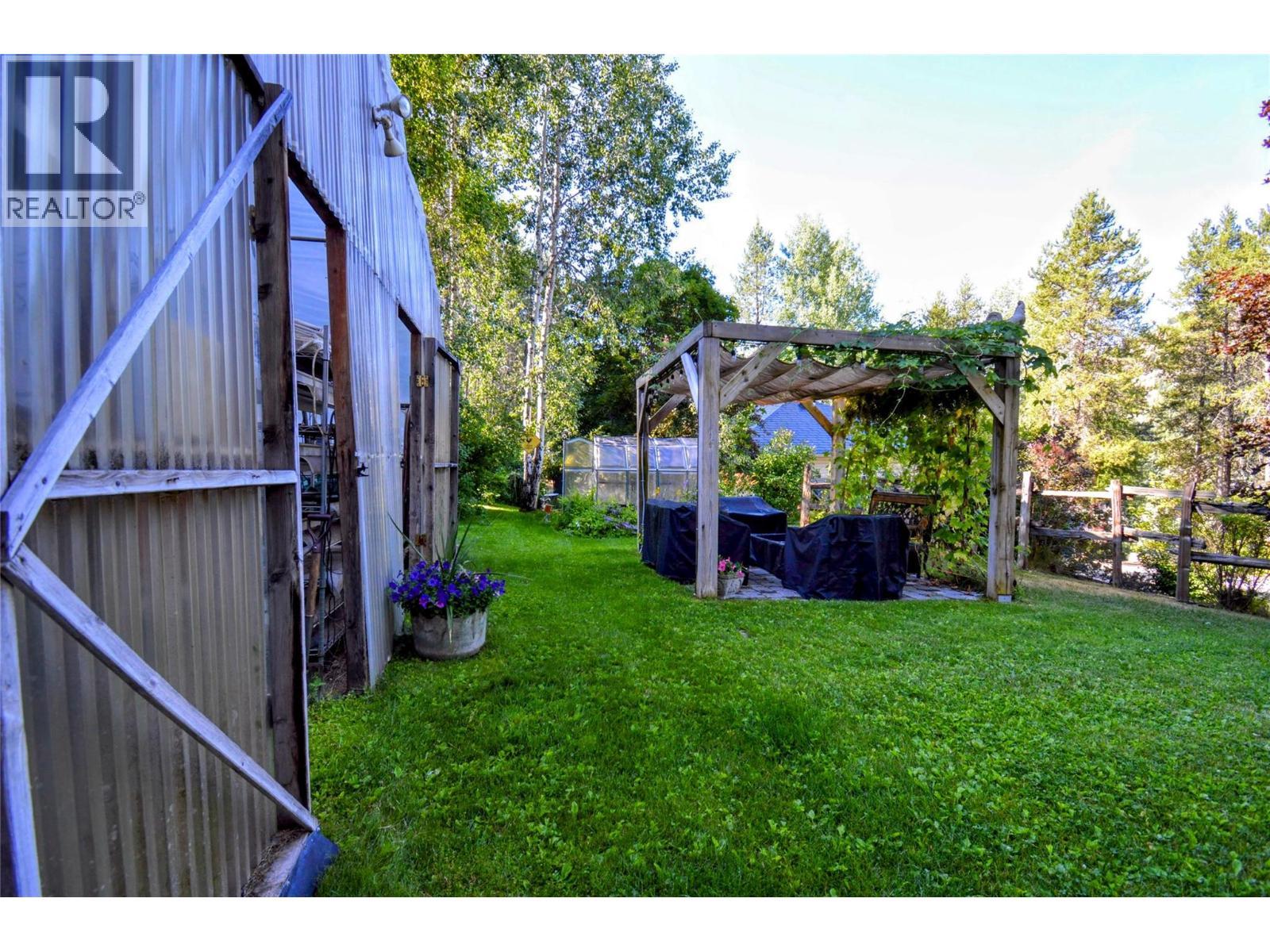 610 Strathmore Avenue, Greenwood, BC - Outdoor