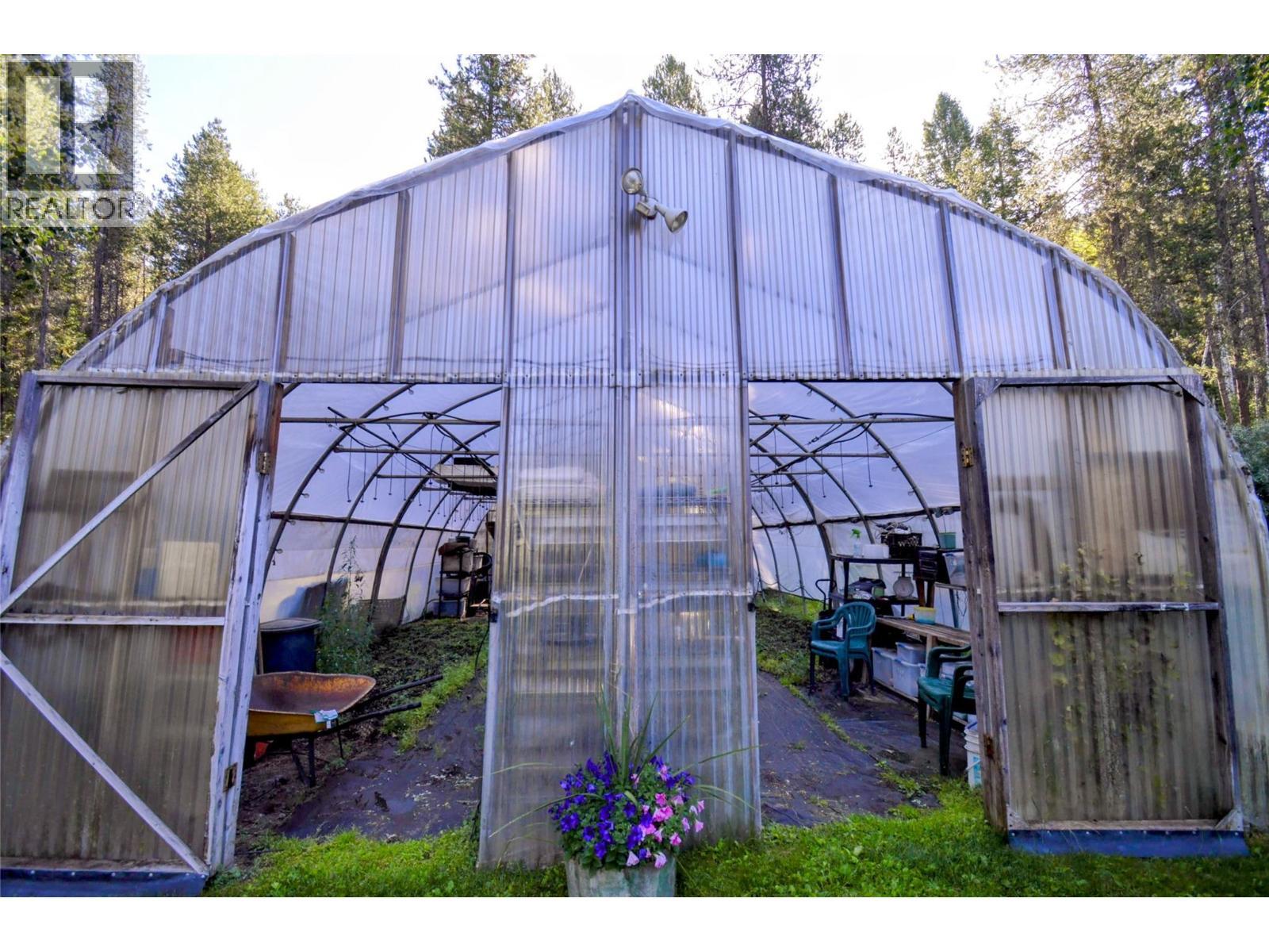 610 Strathmore Avenue, Greenwood, BC - Outdoor