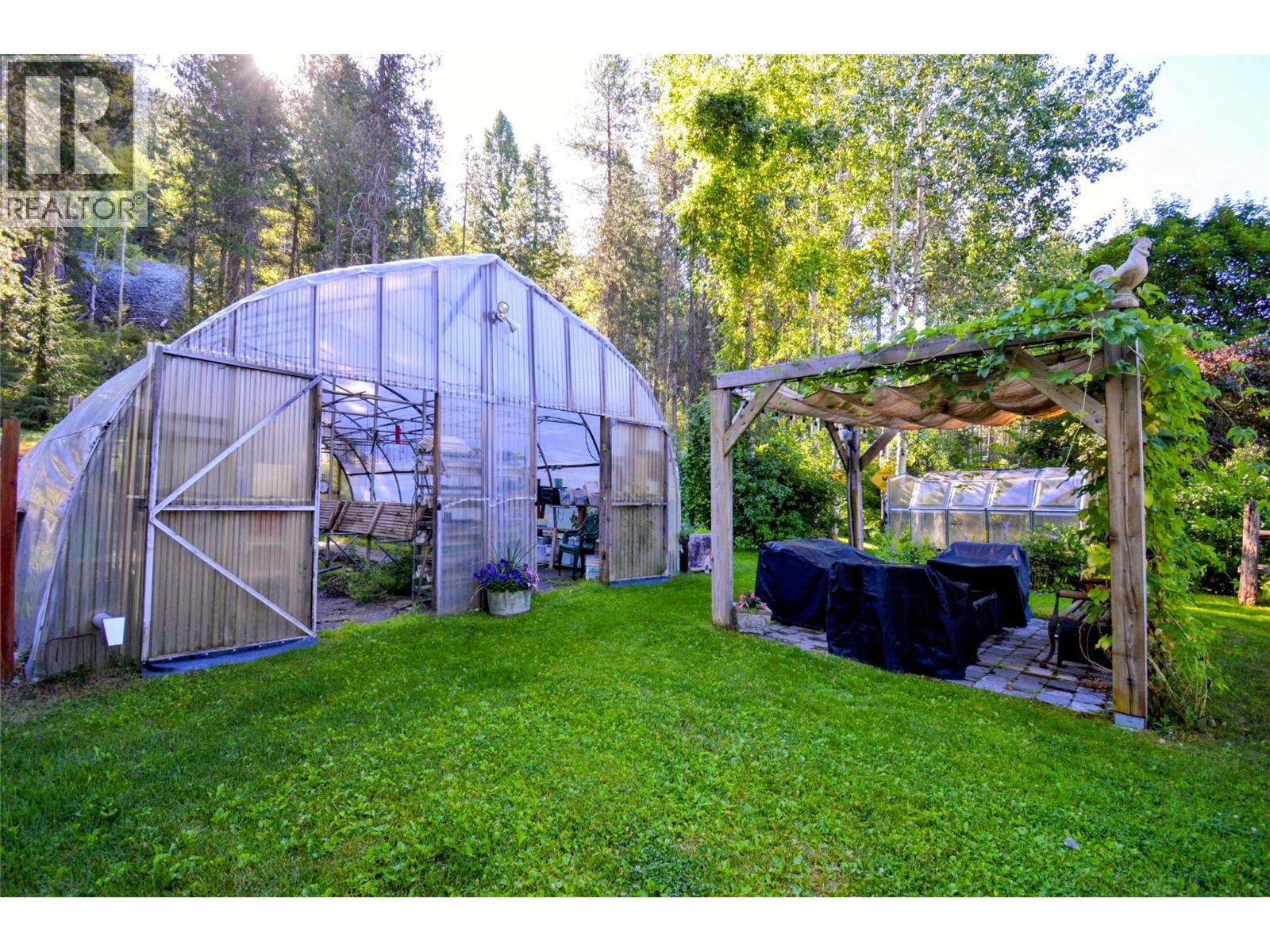 610 Strathmore Avenue, Greenwood, BC - Outdoor