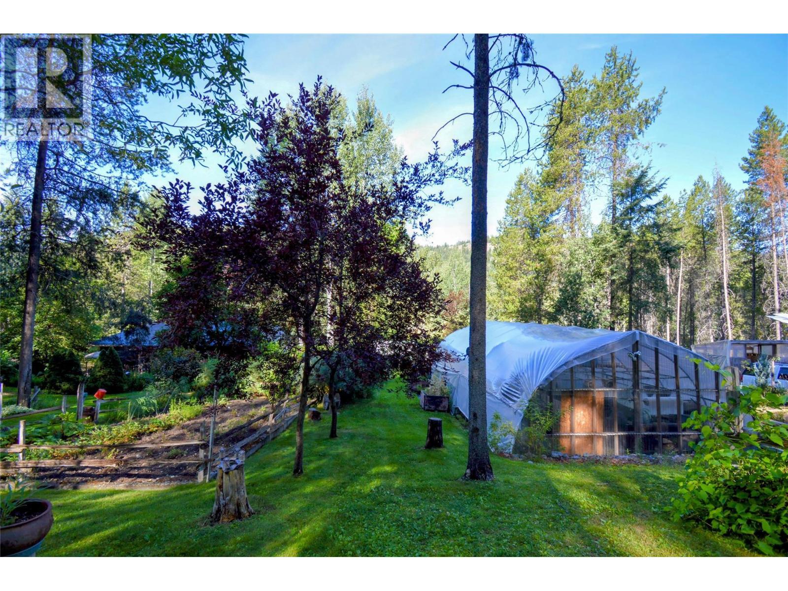 610 Strathmore Avenue, Greenwood, BC - Outdoor