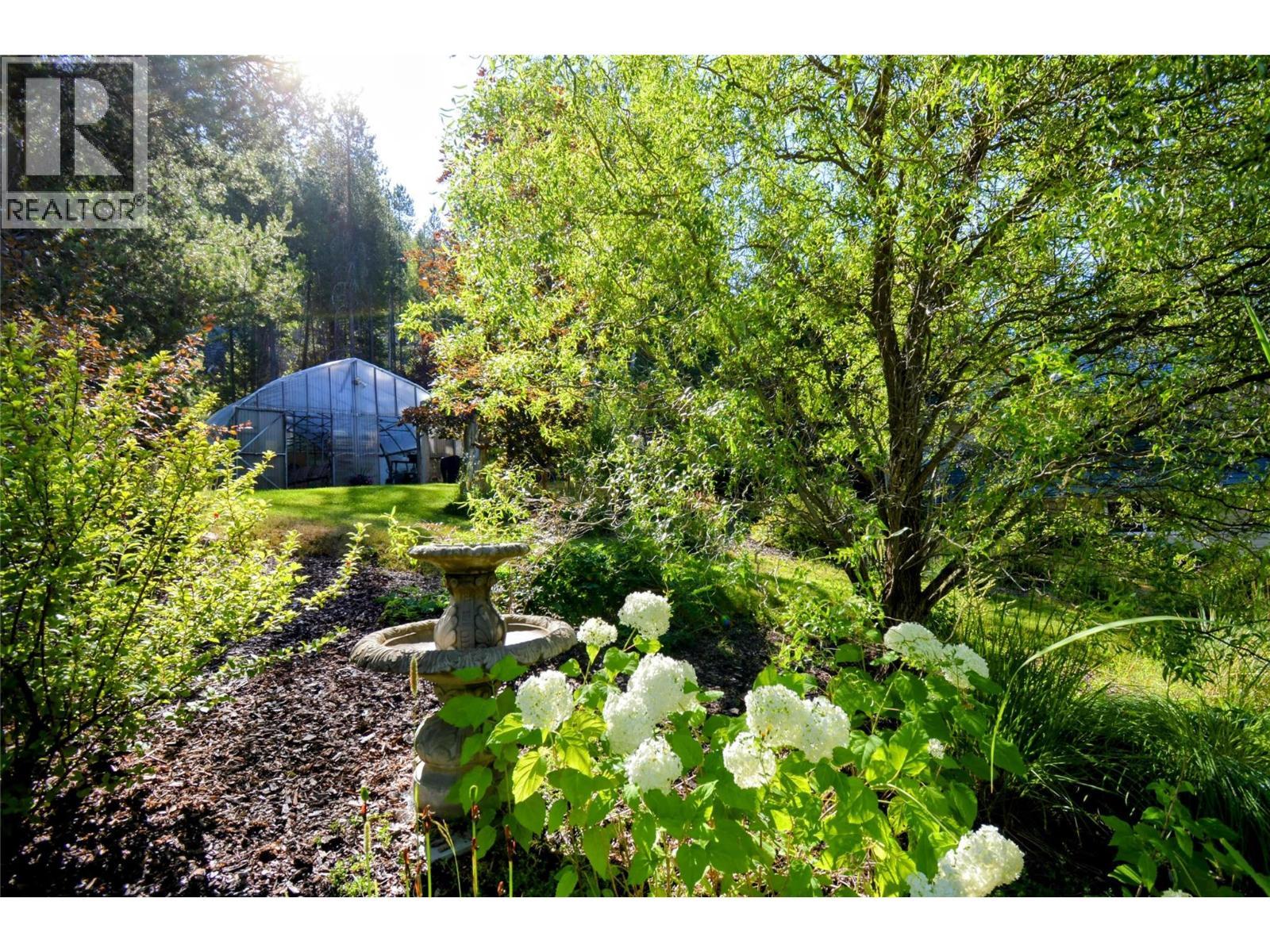 610 Strathmore Avenue, Greenwood, BC - Outdoor