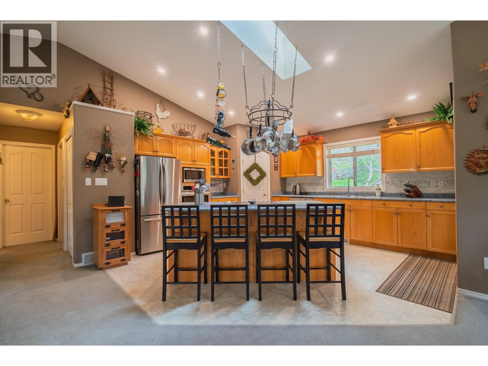 610 Strathmore Avenue, Greenwood, BC - Indoor