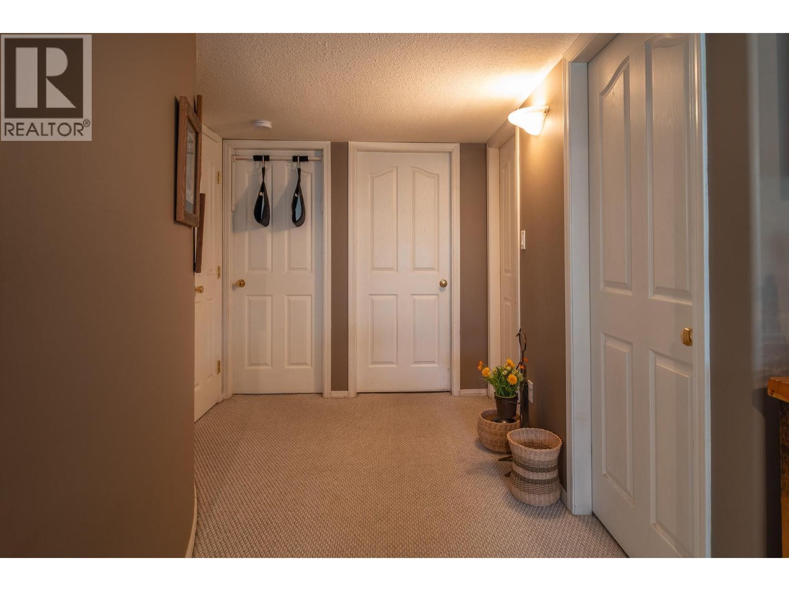 610 Strathmore Avenue, Greenwood, BC - Indoor Photo Showing Other Room