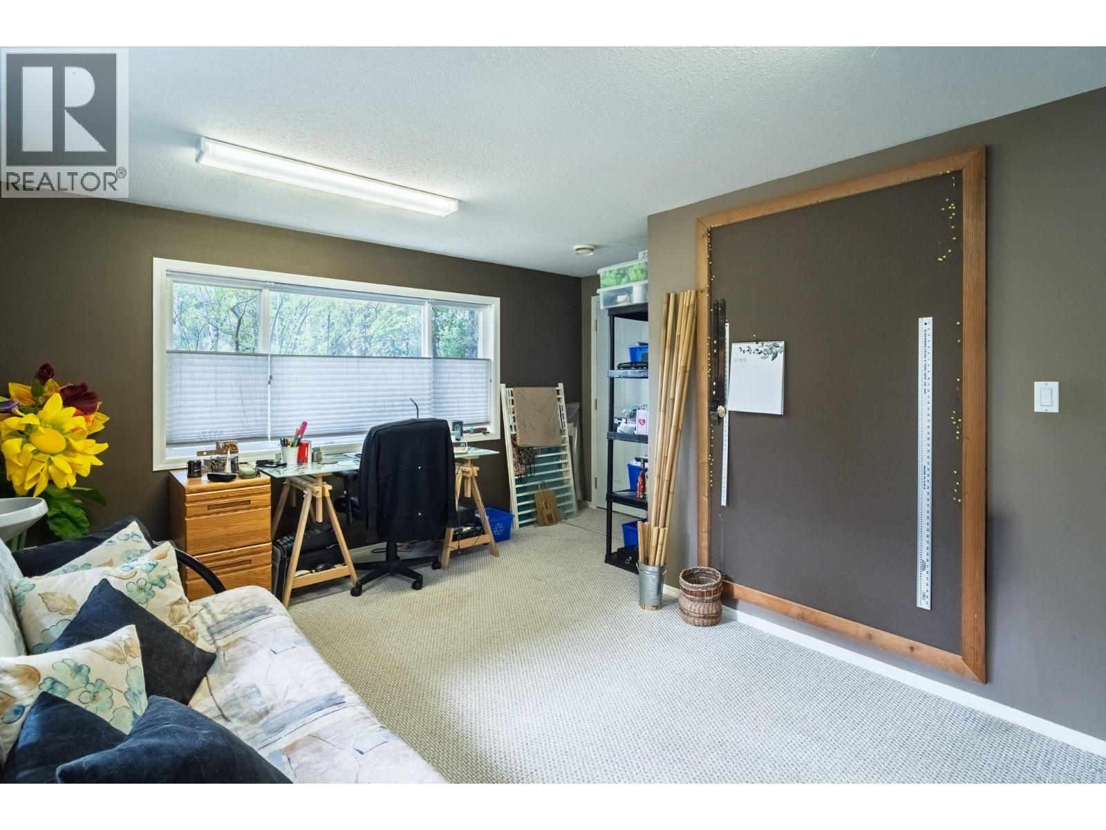 610 Strathmore Avenue, Greenwood, BC - Indoor