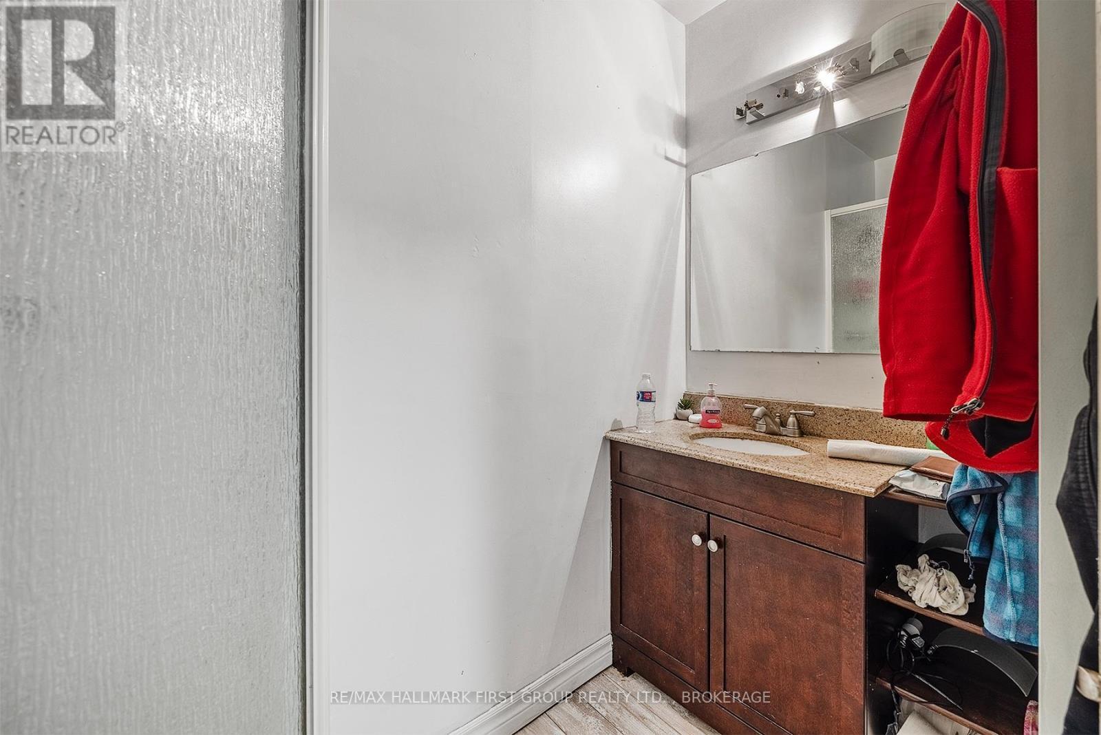 19/21 Dundas Street W, Greater Napanee (Greater Napanee), ON