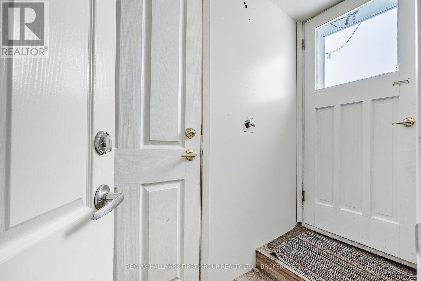 19/21 Dundas Street W, Greater Napanee (Greater Napanee), ON