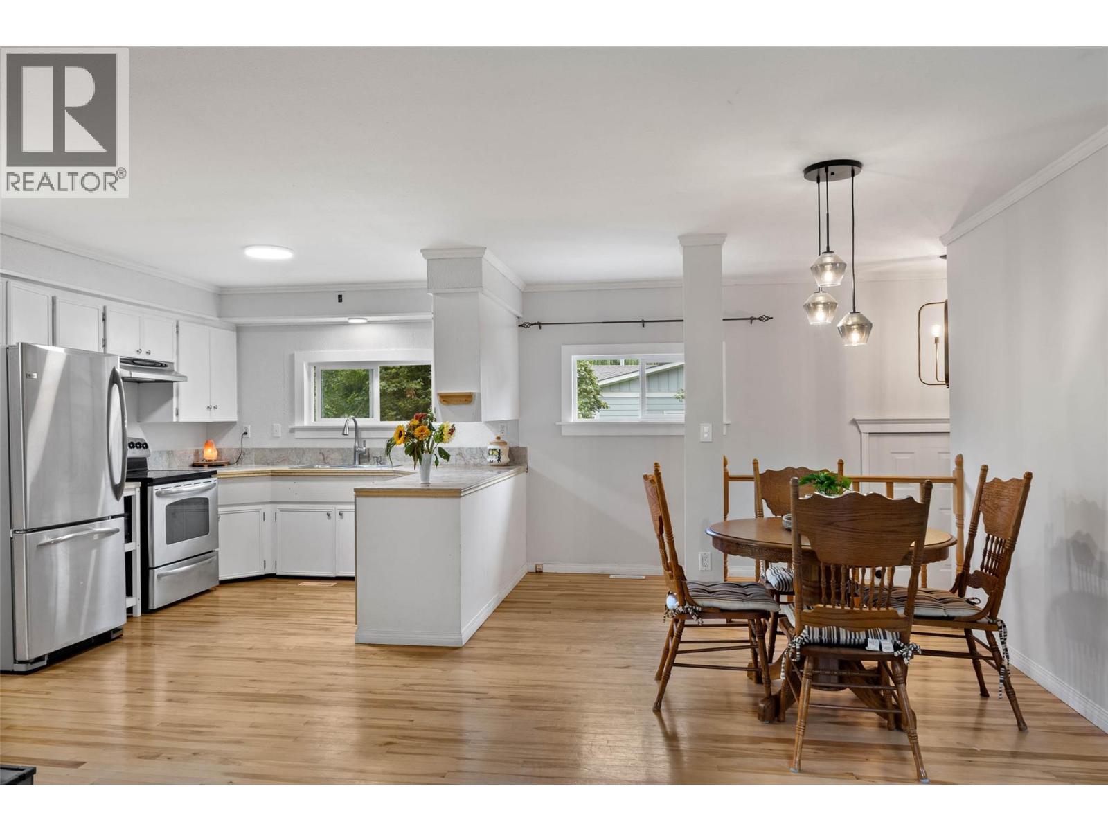 268 Mclure Ferry Road, Mclure, BC - Indoor