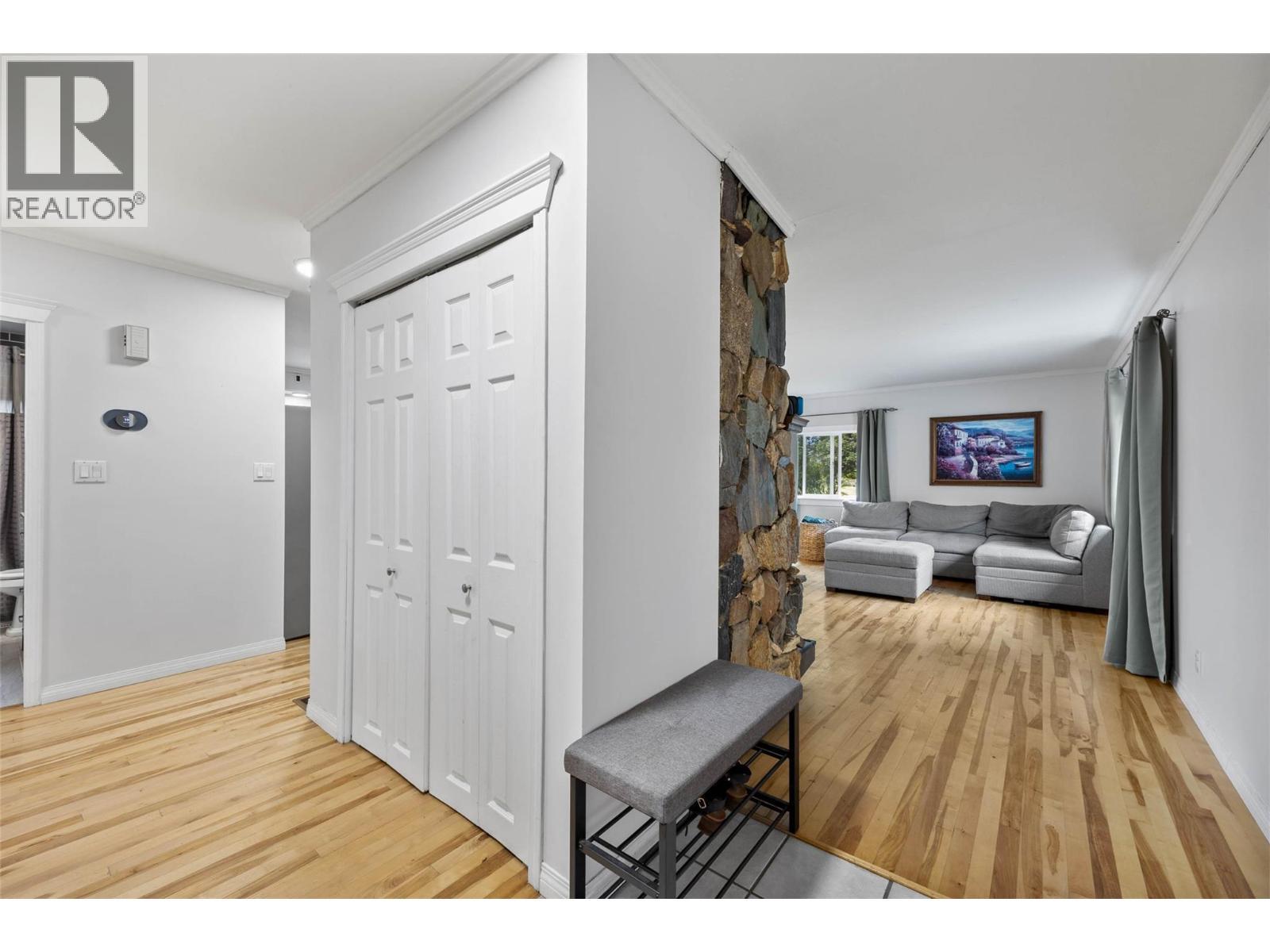 268 Mclure Ferry Road, Mclure, BC - Indoor