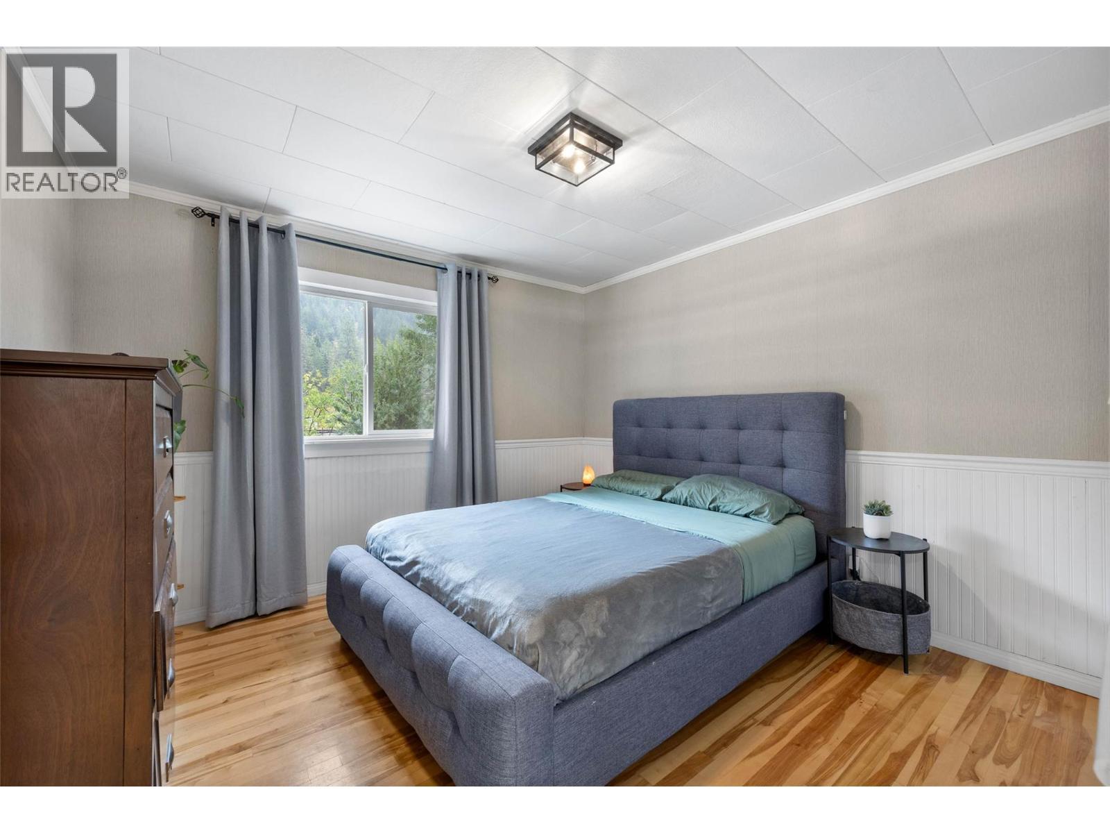268 Mclure Ferry Road, Mclure, BC - Indoor Photo Showing Bedroom