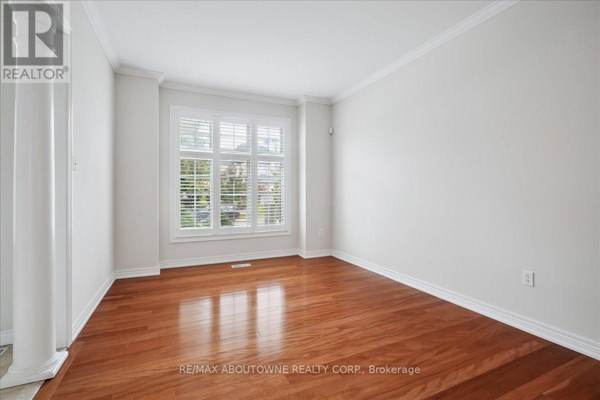 Living room overlooking front Garden and quiet Cr. - 2348 Tesla Crescent, Oakville, ON - Indoor Photo Showing Other Room