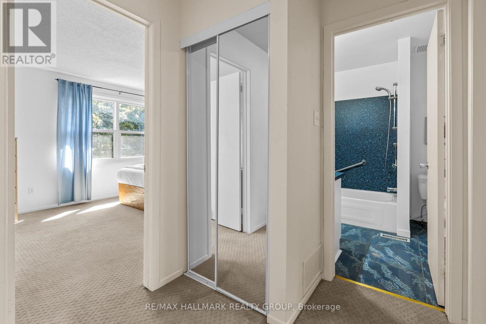 7 Naismith Crescent, Ottawa, ON - Indoor Photo Showing Other Room