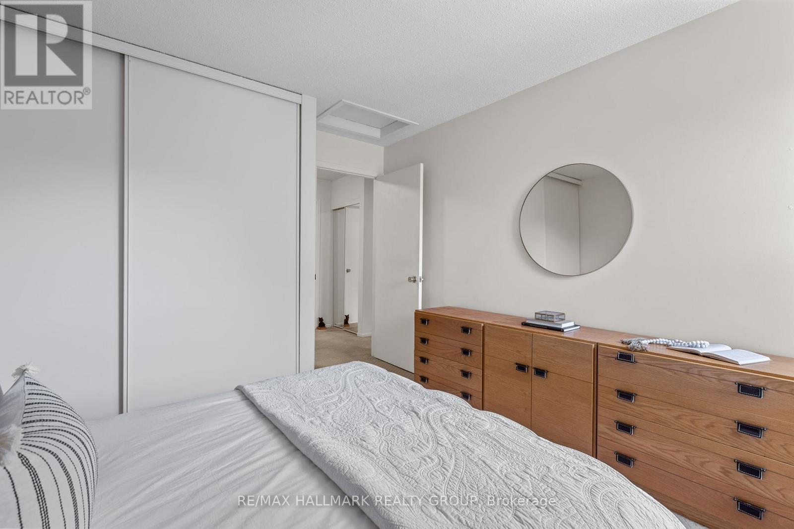 7 Naismith Crescent, Ottawa, ON - Indoor Photo Showing Bedroom