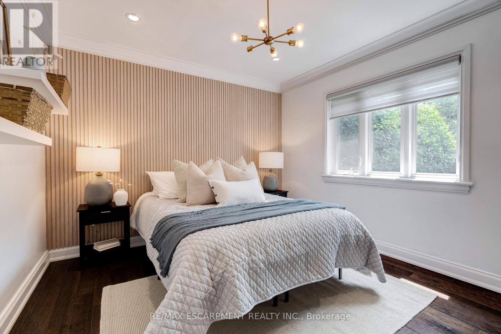 640 George Street, Burlington, ON - Indoor Photo Showing Bedroom