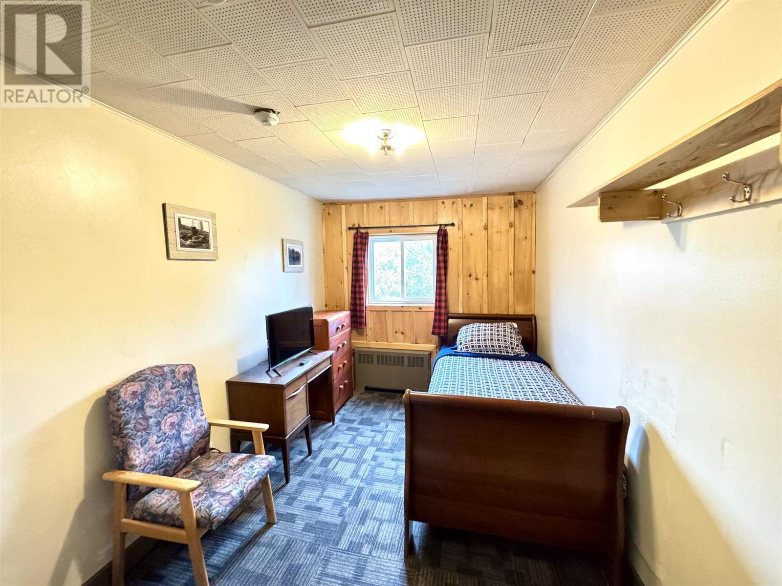 109 Front St, Hawk Junction, ON