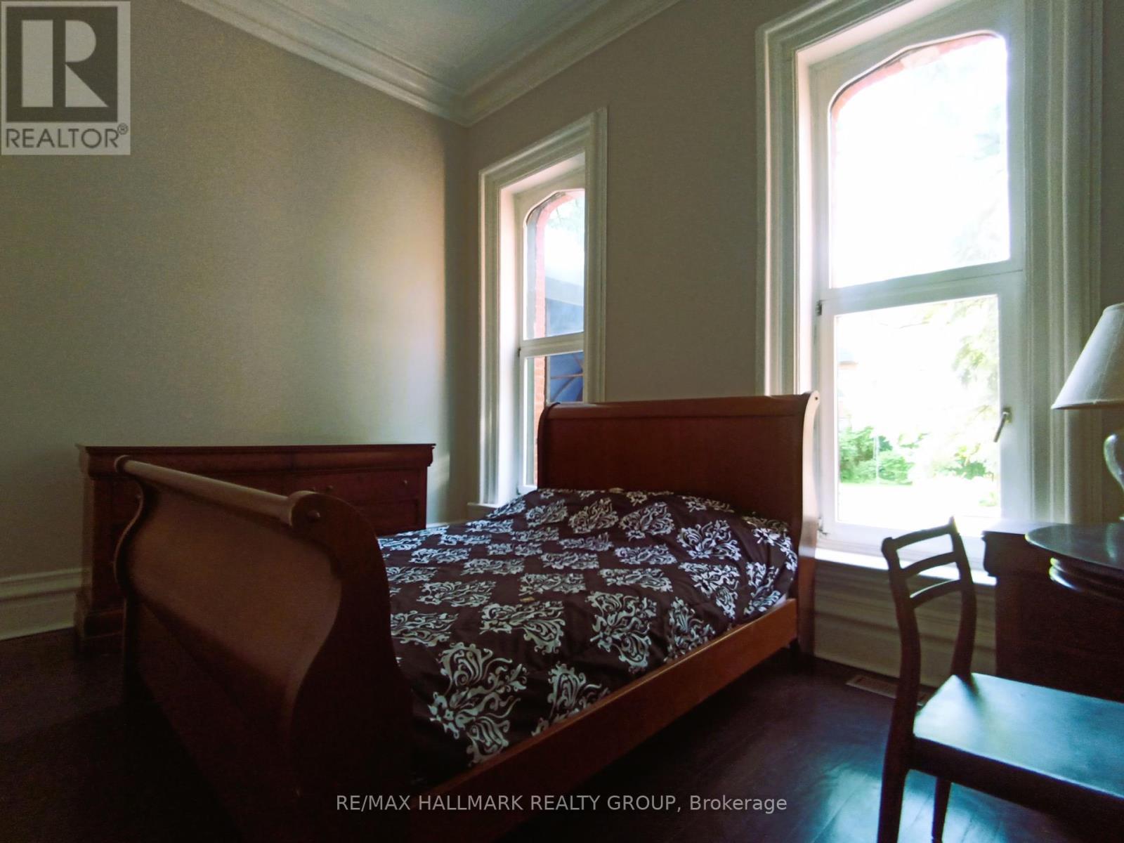 1 - 460 Wilbrod Street, Ottawa, ON - Indoor Photo Showing Bedroom