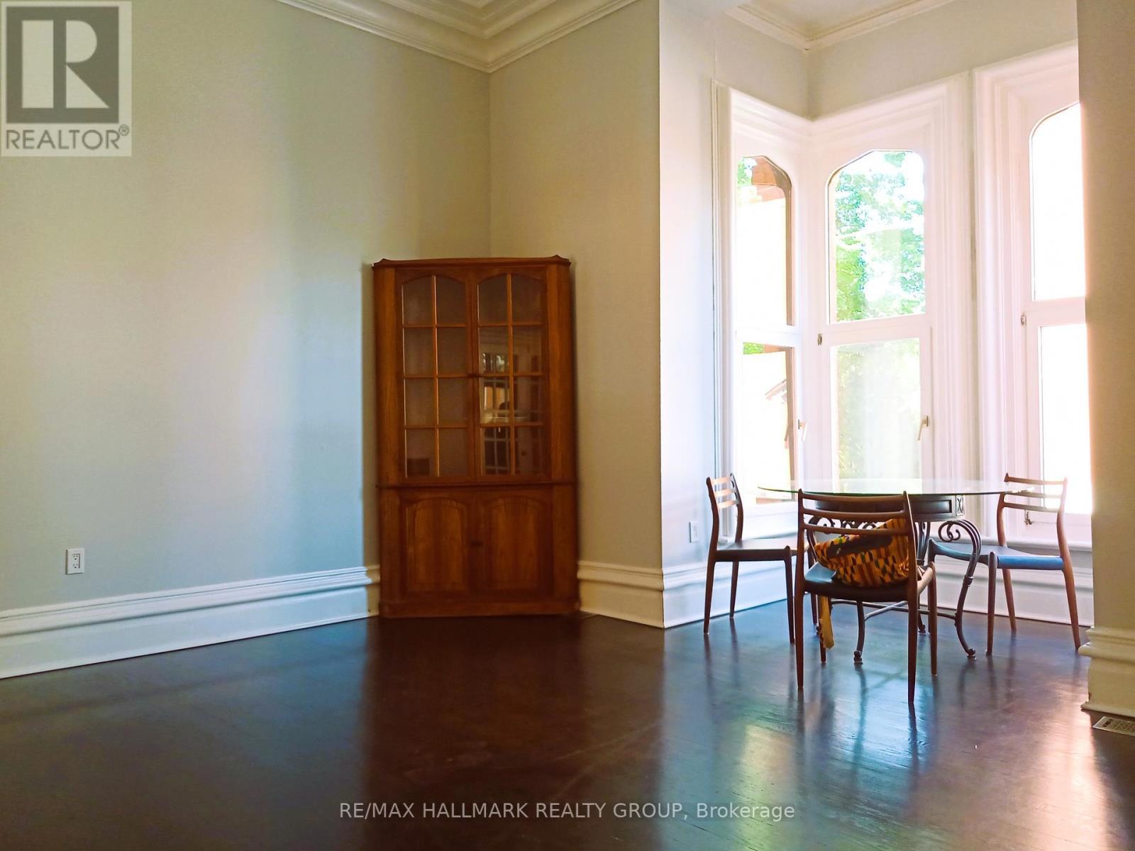 1 - 460 Wilbrod Street, Ottawa, ON - Indoor Photo Showing Other Room