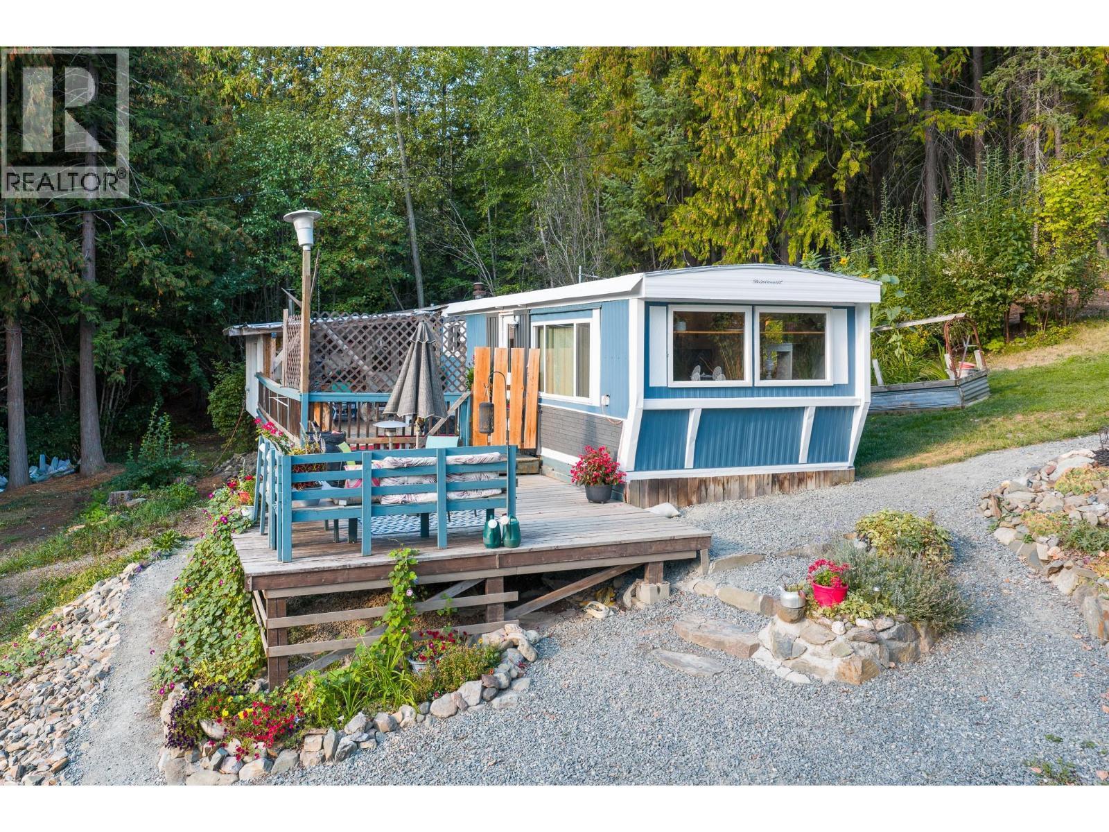 1137 36Th Avenue N, Creston, BC