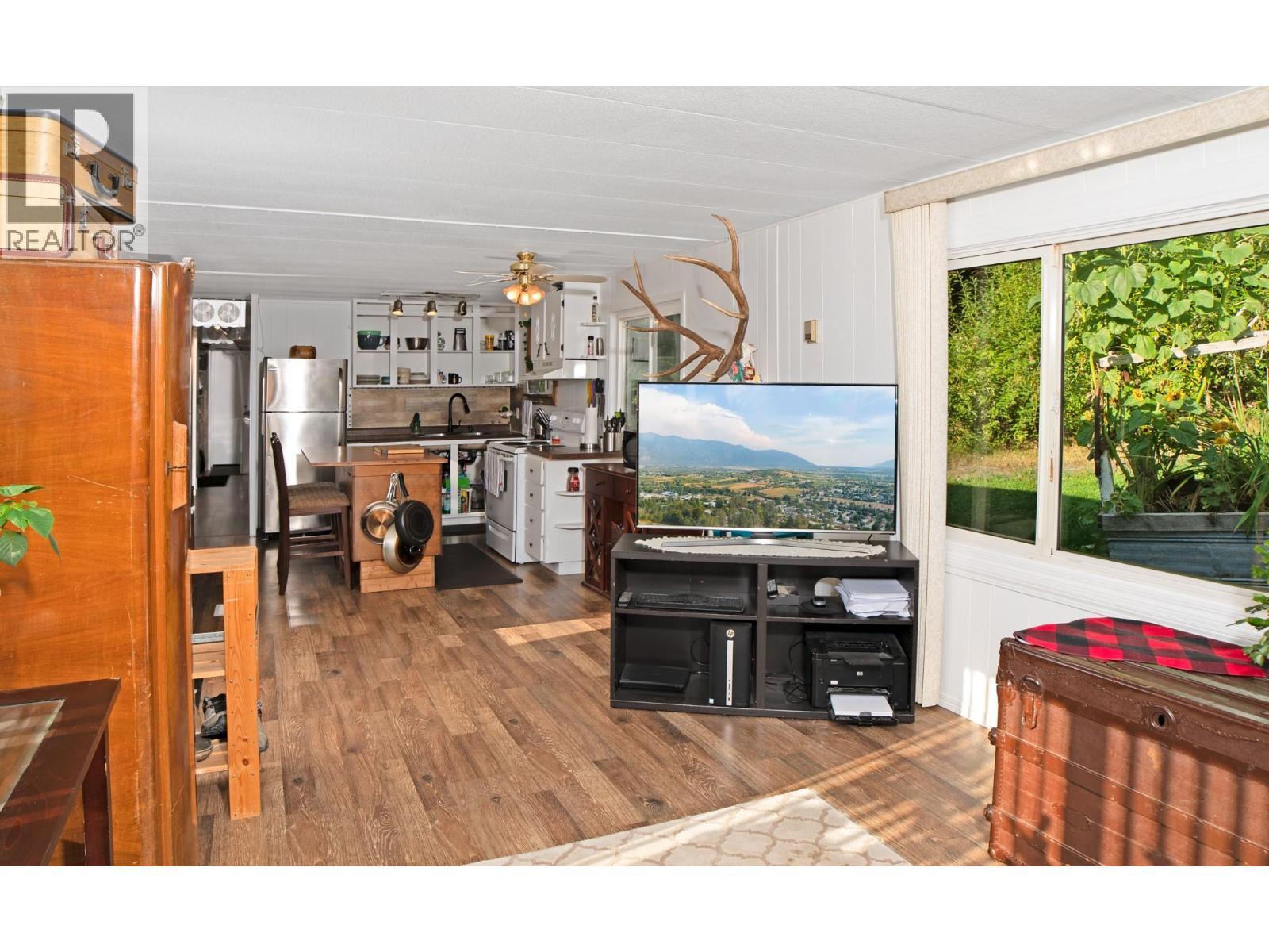 1137 36Th Avenue N, Creston, BC