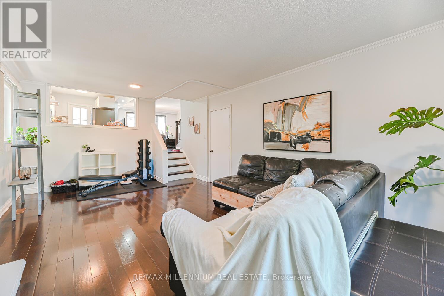 242 Coronation Drive, Toronto, ON - Indoor Photo Showing Living Room