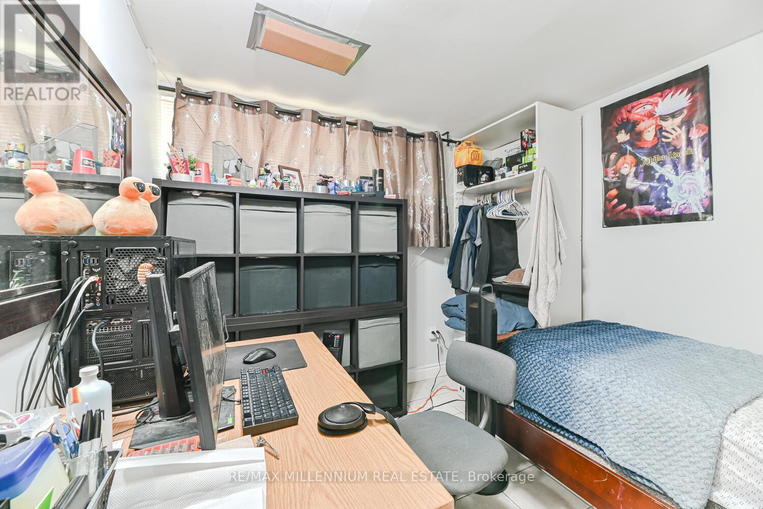 242 Coronation Drive, Toronto, ON - Indoor