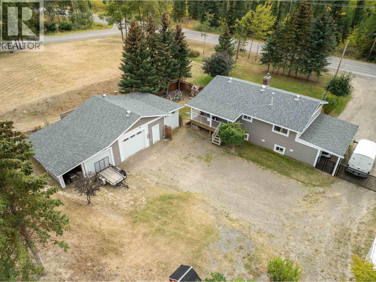 5665 Horse Lake Road, 100 Mile House, BC - Outdoor