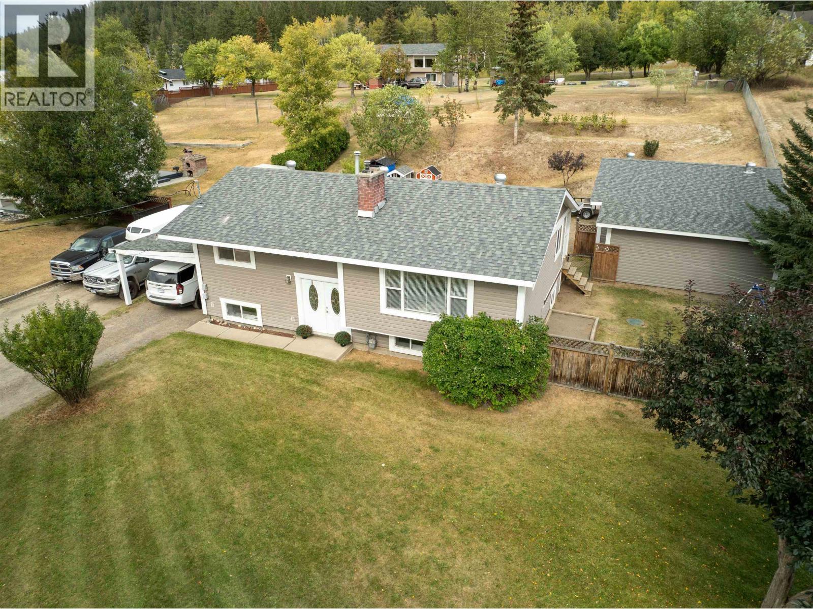 5665 Horse Lake Road, 100 Mile House, BC - Outdoor